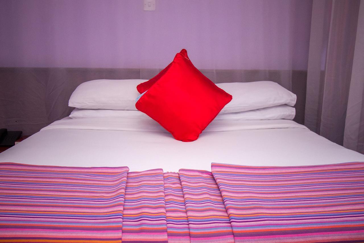 Milele Hotel Nairobi Bagian luar foto